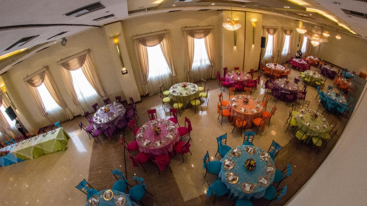 Hotel Emperador อัมบาโต ภายนอก รูปภาพ
